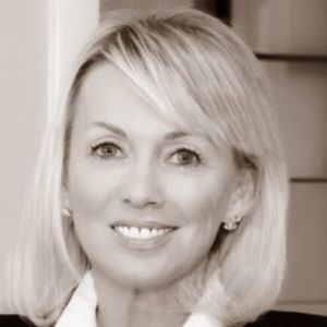 Meet your Posher, Debi